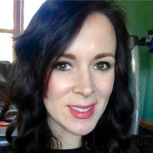 Meet your Posher, Stella